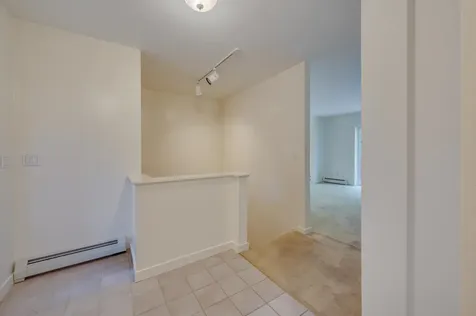 16 Clover Lane New London NH 03257