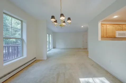 16 Clover Lane New London NH 03257