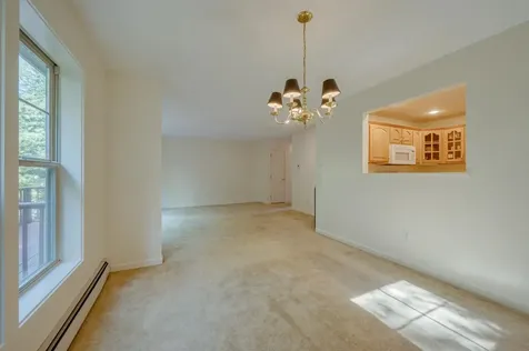 16 Clover Lane New London NH 03257