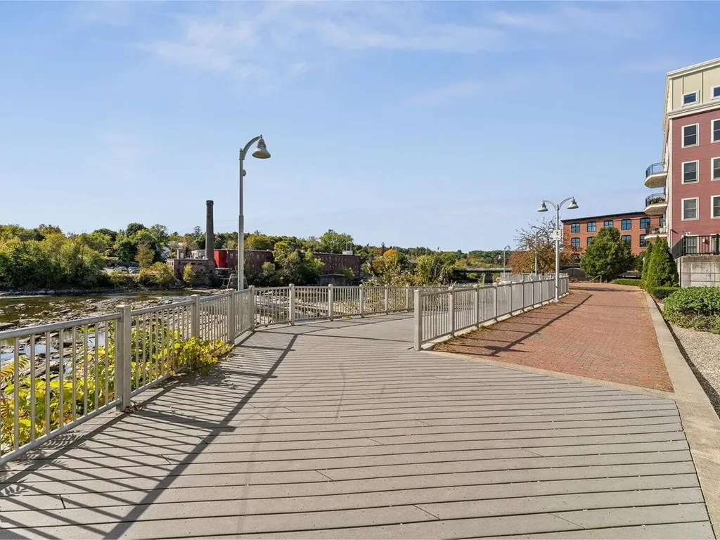 60 Winooski Falls Way Winooski VT 05404