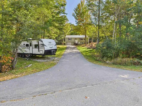 20 Patricia Ann Drive Tilton NH 03276