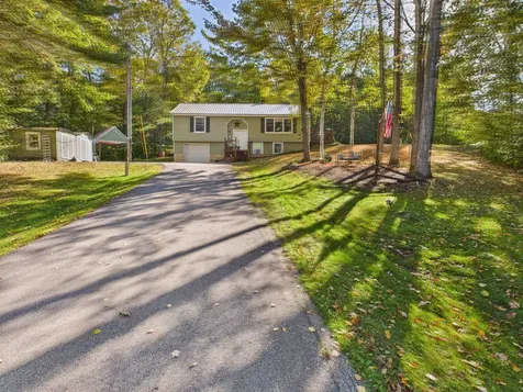 20 Patricia Ann Drive Tilton NH 03276