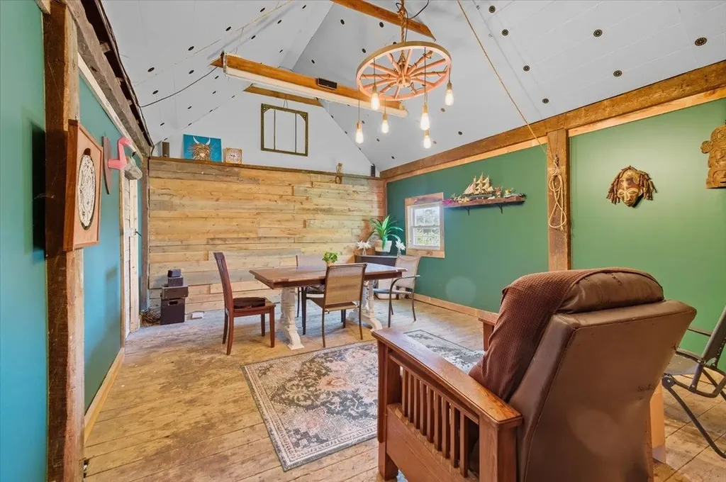 251 Shunpike Road South Burlington VT 05403