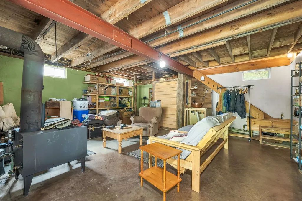 26 Butman Road Bradford NH 03221