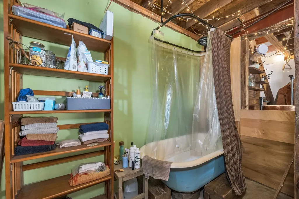 26 Butman Road Bradford NH 03221