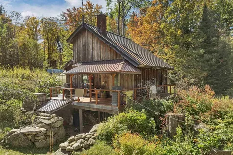 26 Butman Road Bradford NH 03221