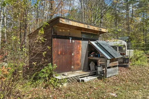 26 Butman Road Bradford NH 03221