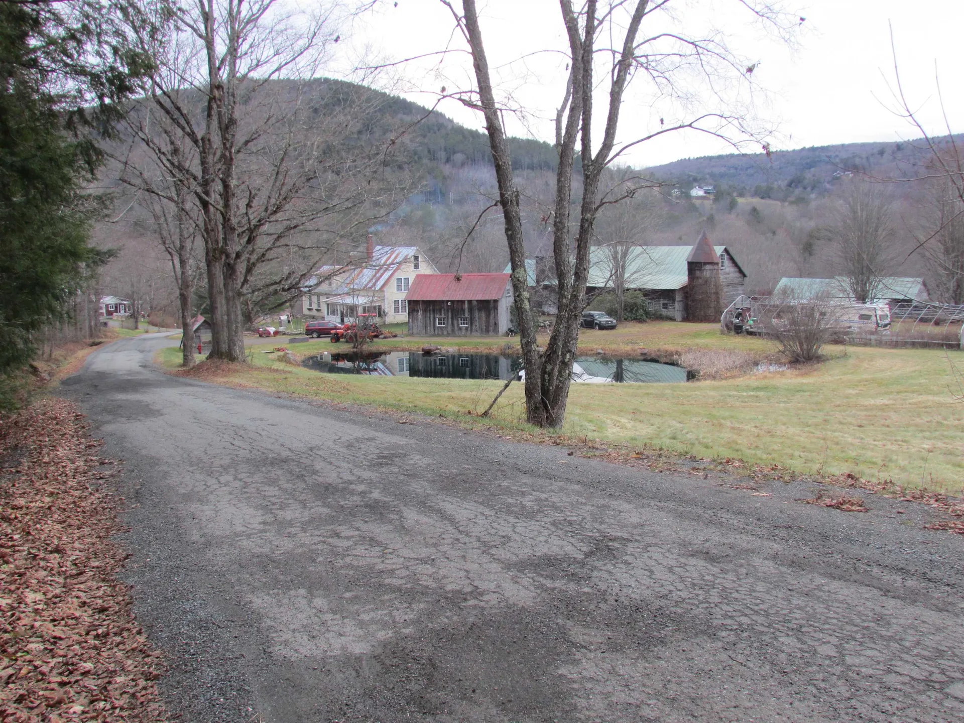 72 Wood Road Hartford VT 05001