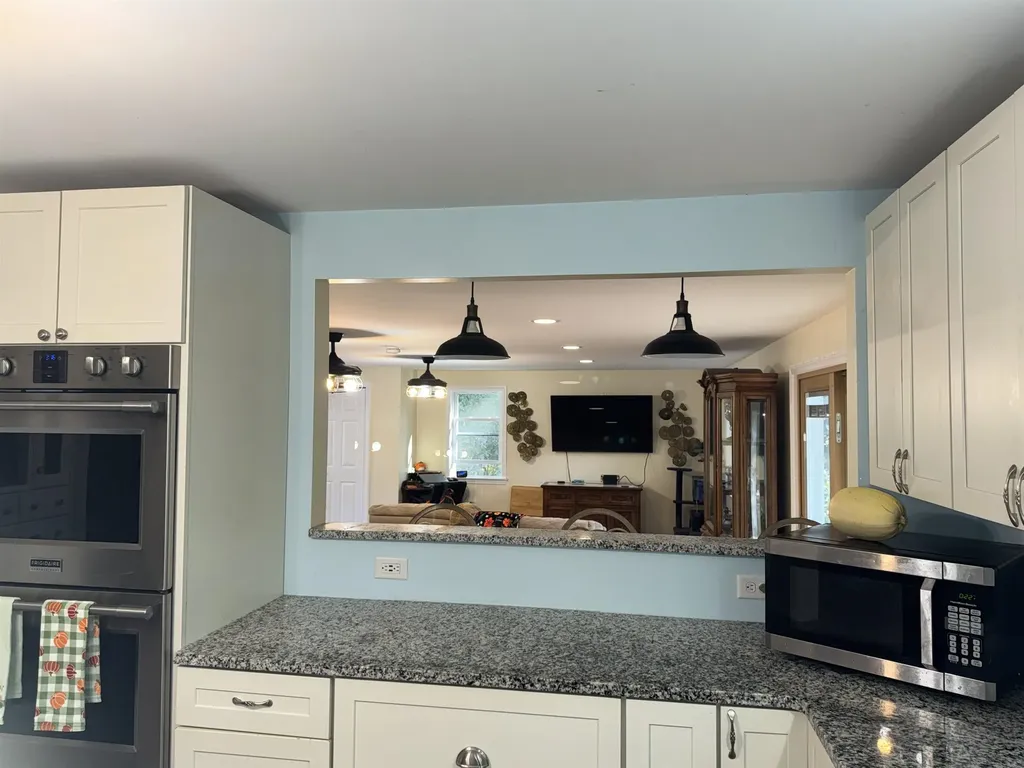 2 Marblehead Road Windham NH 03087