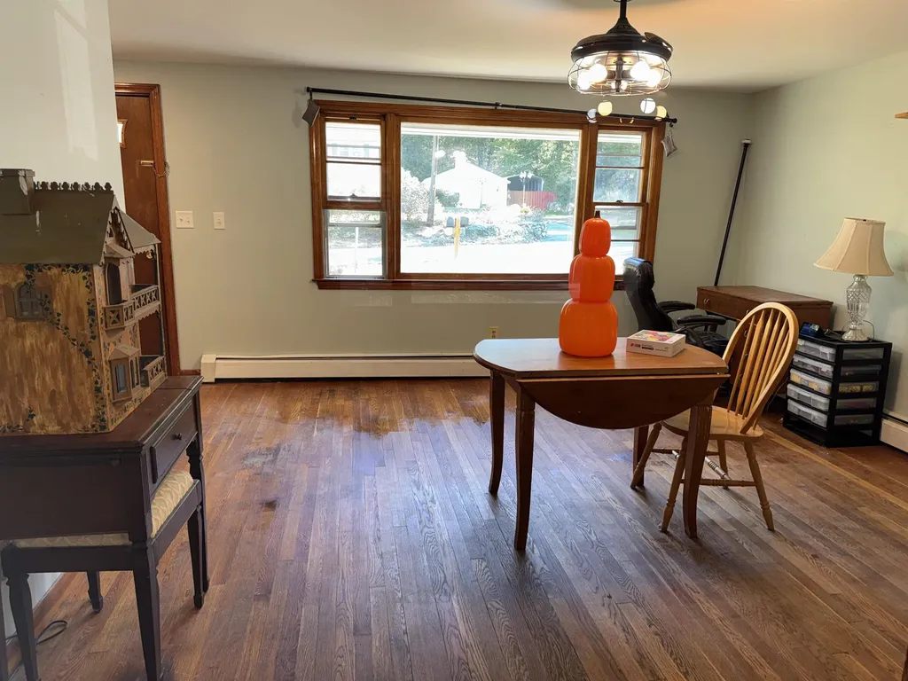 2 Marblehead Road Windham NH 03087