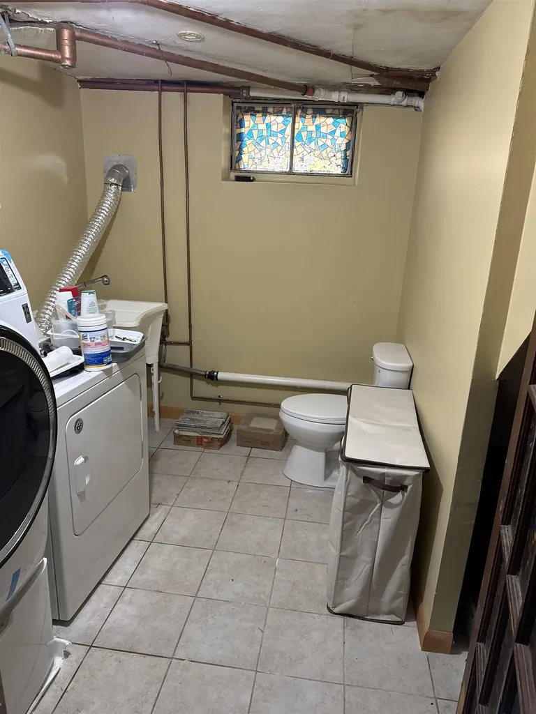 2 Marblehead Road Windham NH 03087