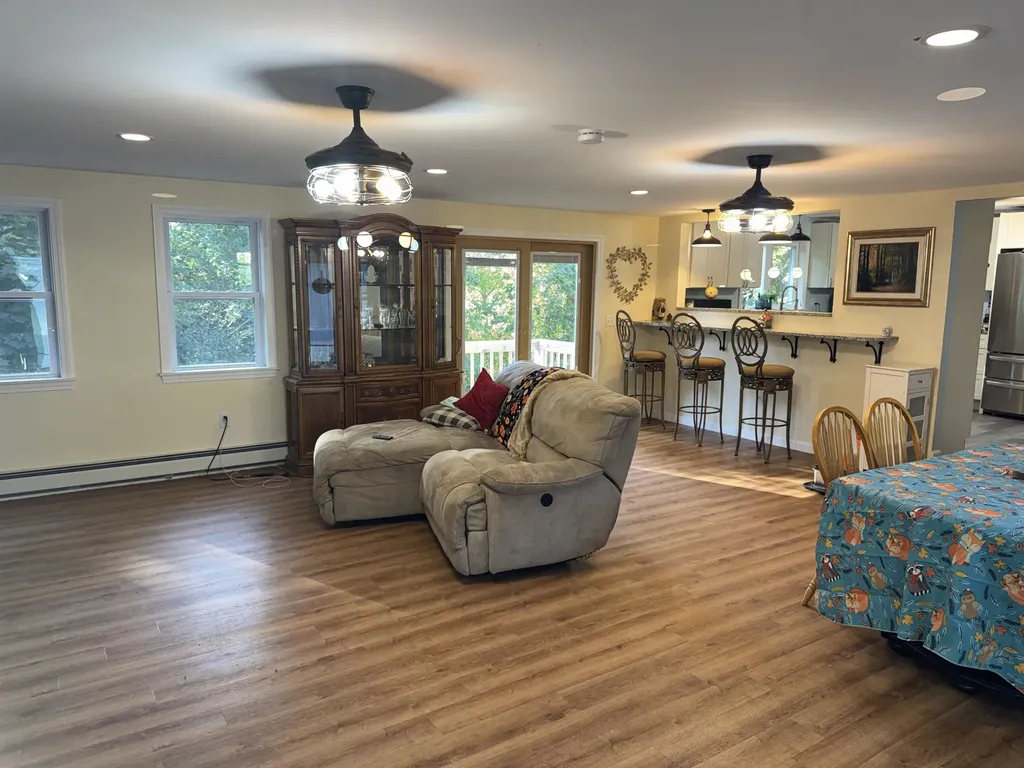 2 Marblehead Road Windham NH 03087