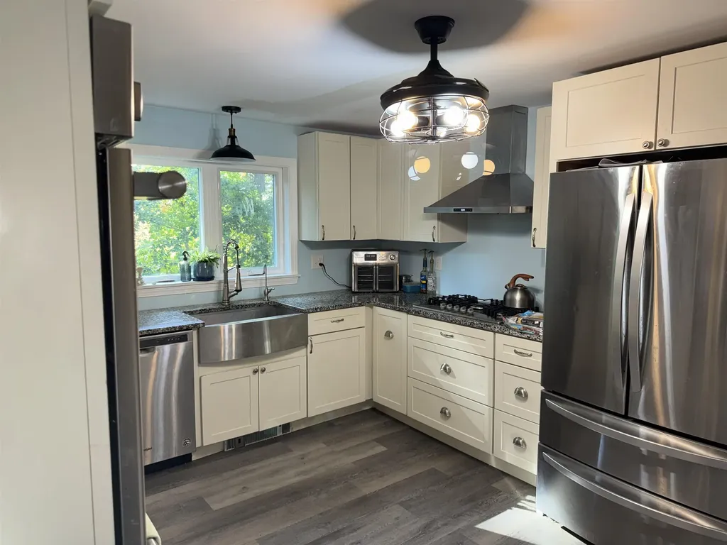 2 Marblehead Road Windham NH 03087