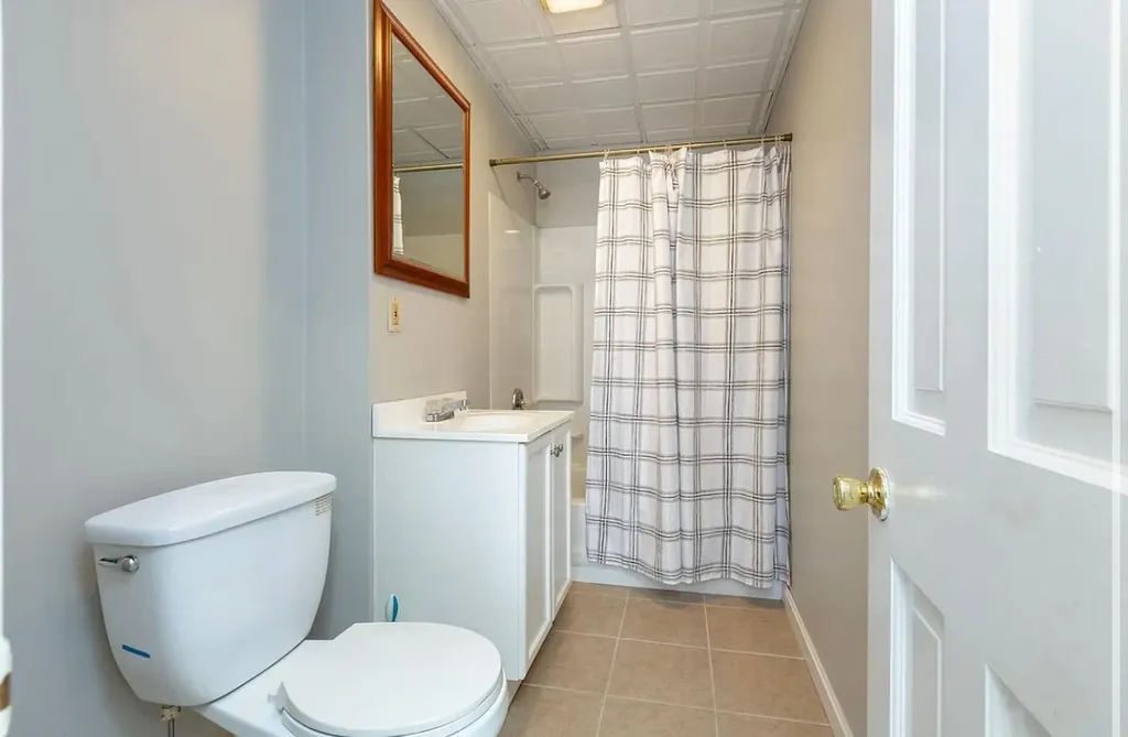 649 Second Street Manchester NH 03102