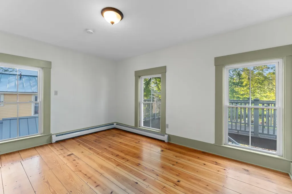 85 Main Street Tamworth NH 03886