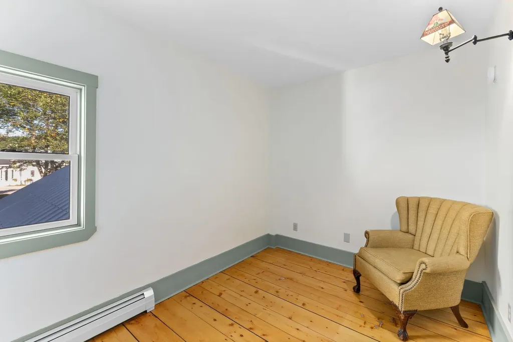 85 Main Street Tamworth NH 03886