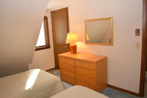 64 Pintail Knob Grantham NH 03753