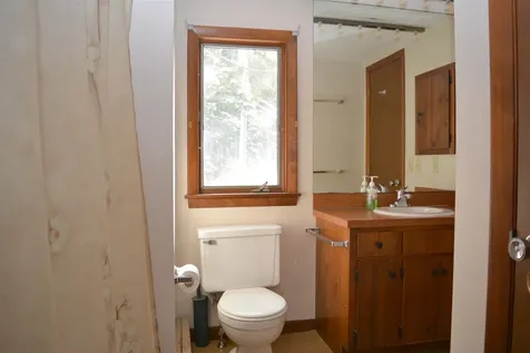 64 Pintail Knob Grantham NH 03753