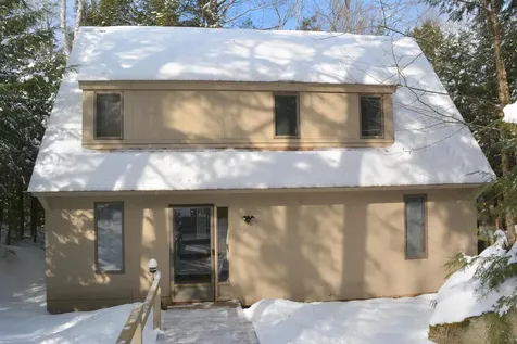 64 Pintail Knob Grantham NH 03753