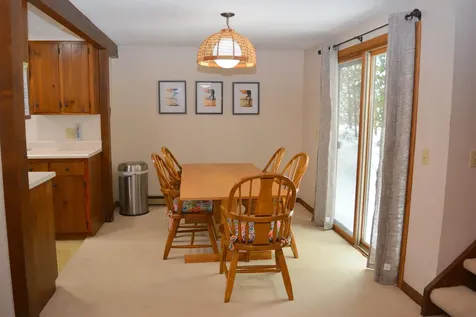 64 Pintail Knob Grantham NH 03753