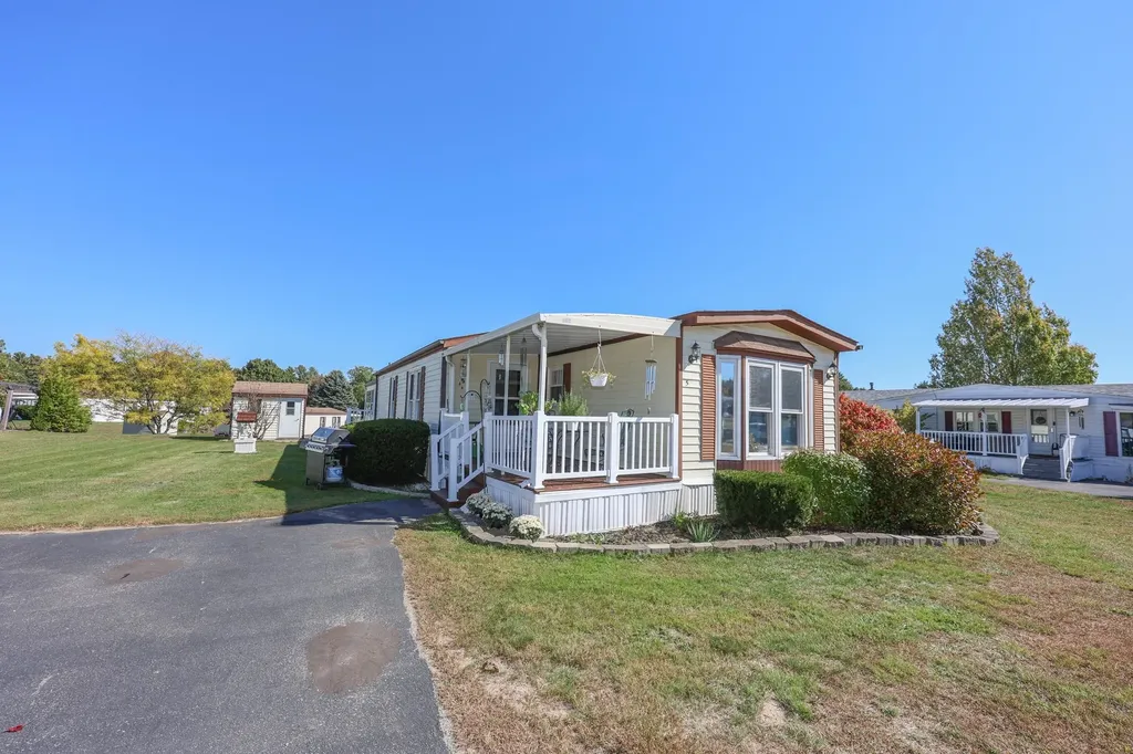 5 Monadnock Drive Rochester NH 03867