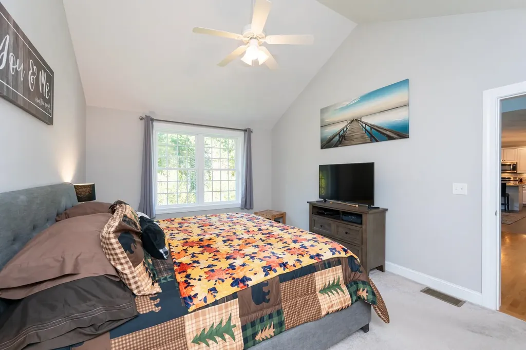 5 Barbie Court Merrimack NH 03054