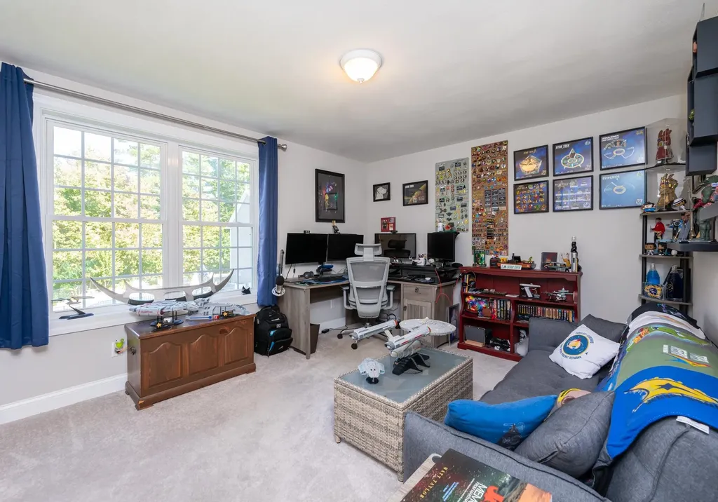 5 Barbie Court Merrimack NH 03054