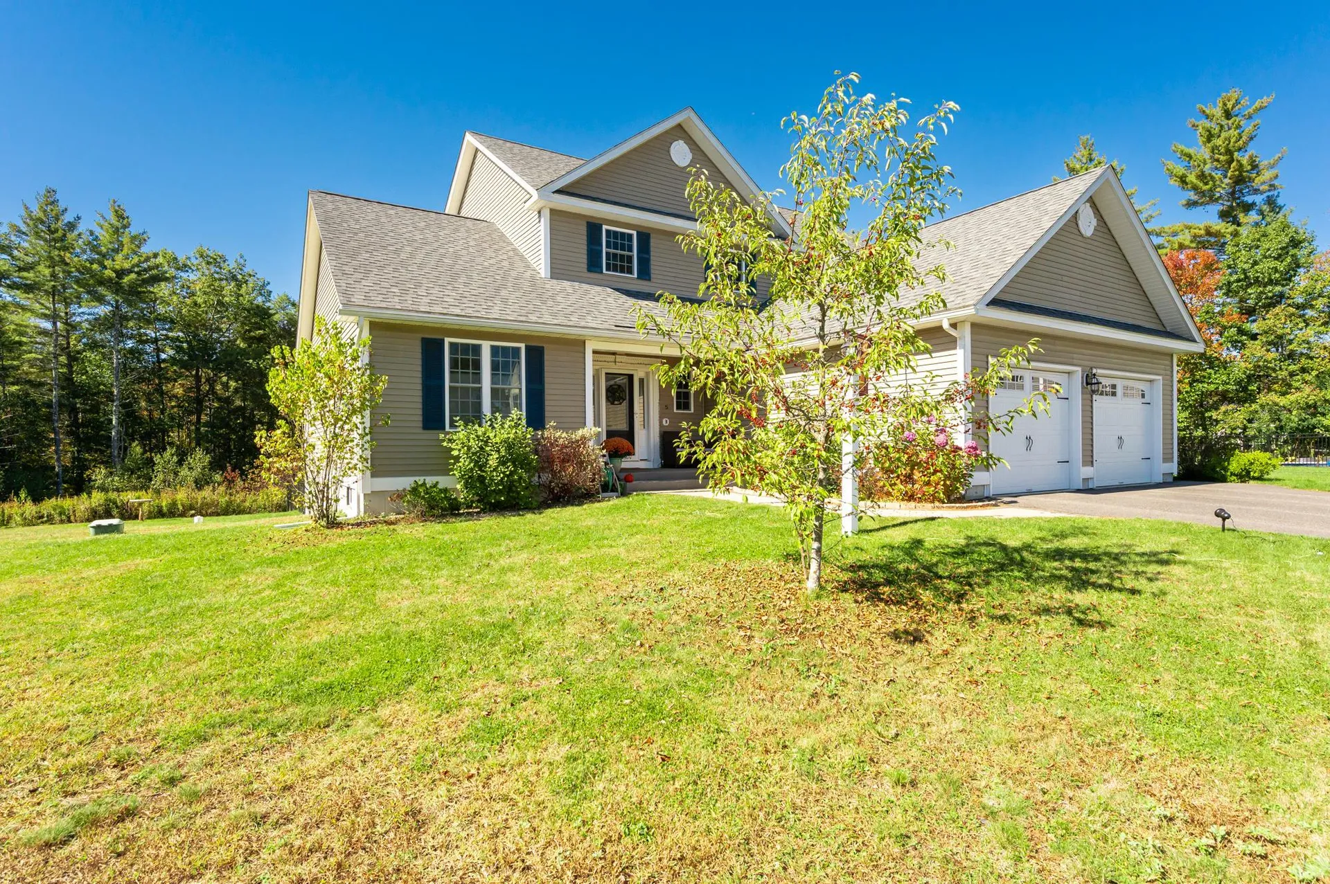 5 Barbie Court Merrimack NH 03054