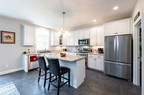 5 Barbie Court Merrimack NH 03054