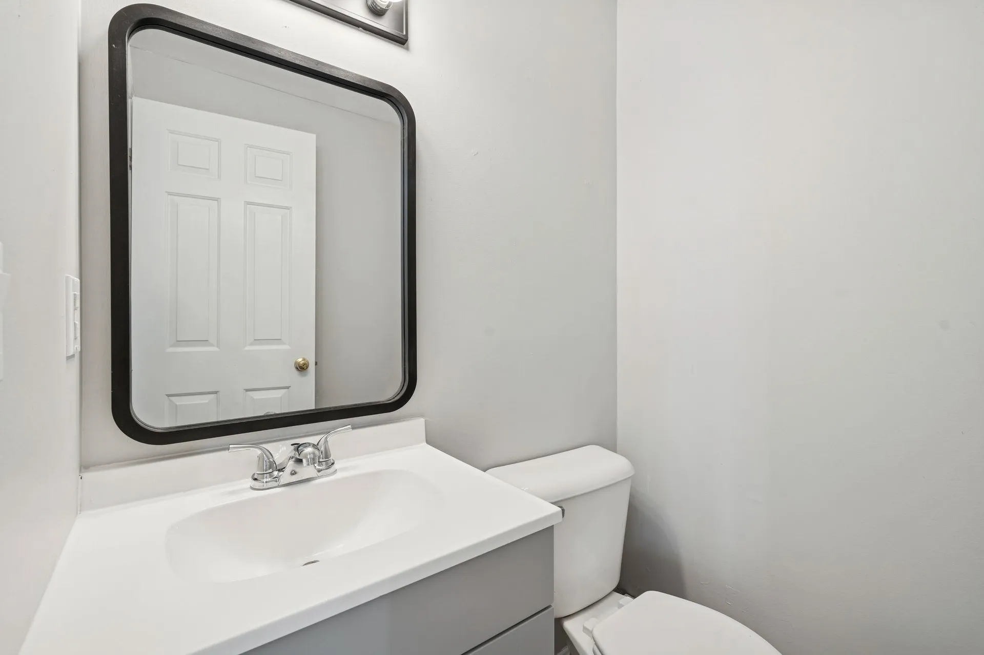 16 Captain Danforth Lane Amherst NH 03031