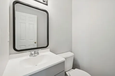 16 Captain Danforth Lane Amherst NH 03031