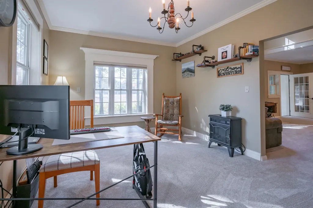 393 Chestnut Hill Road New Boston NH 03070