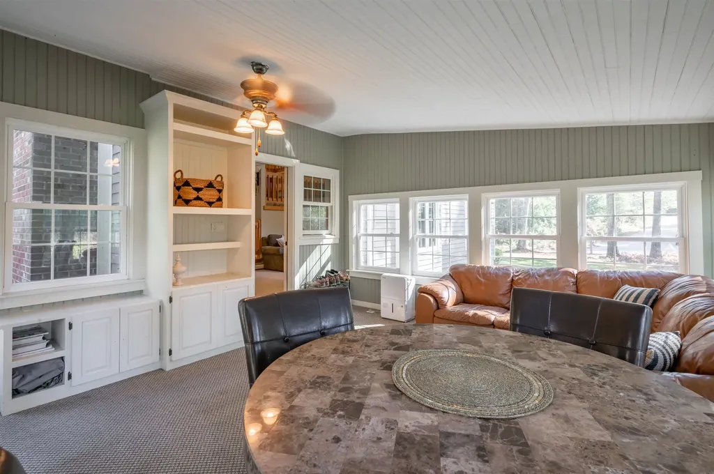 393 Chestnut Hill Road New Boston NH 03070