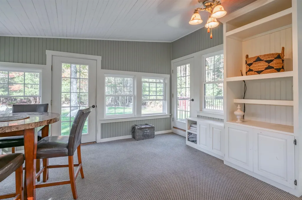 393 Chestnut Hill Road New Boston NH 03070