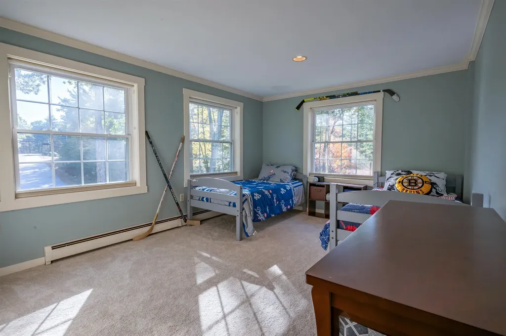 393 Chestnut Hill Road New Boston NH 03070