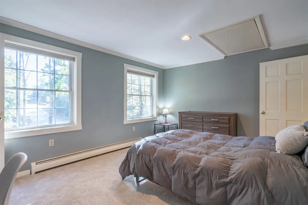 393 Chestnut Hill Road New Boston NH 03070