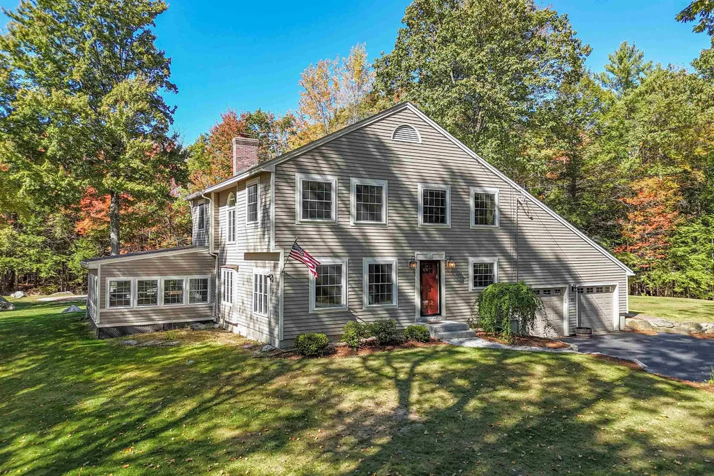 393 Chestnut Hill Road New Boston NH 03070