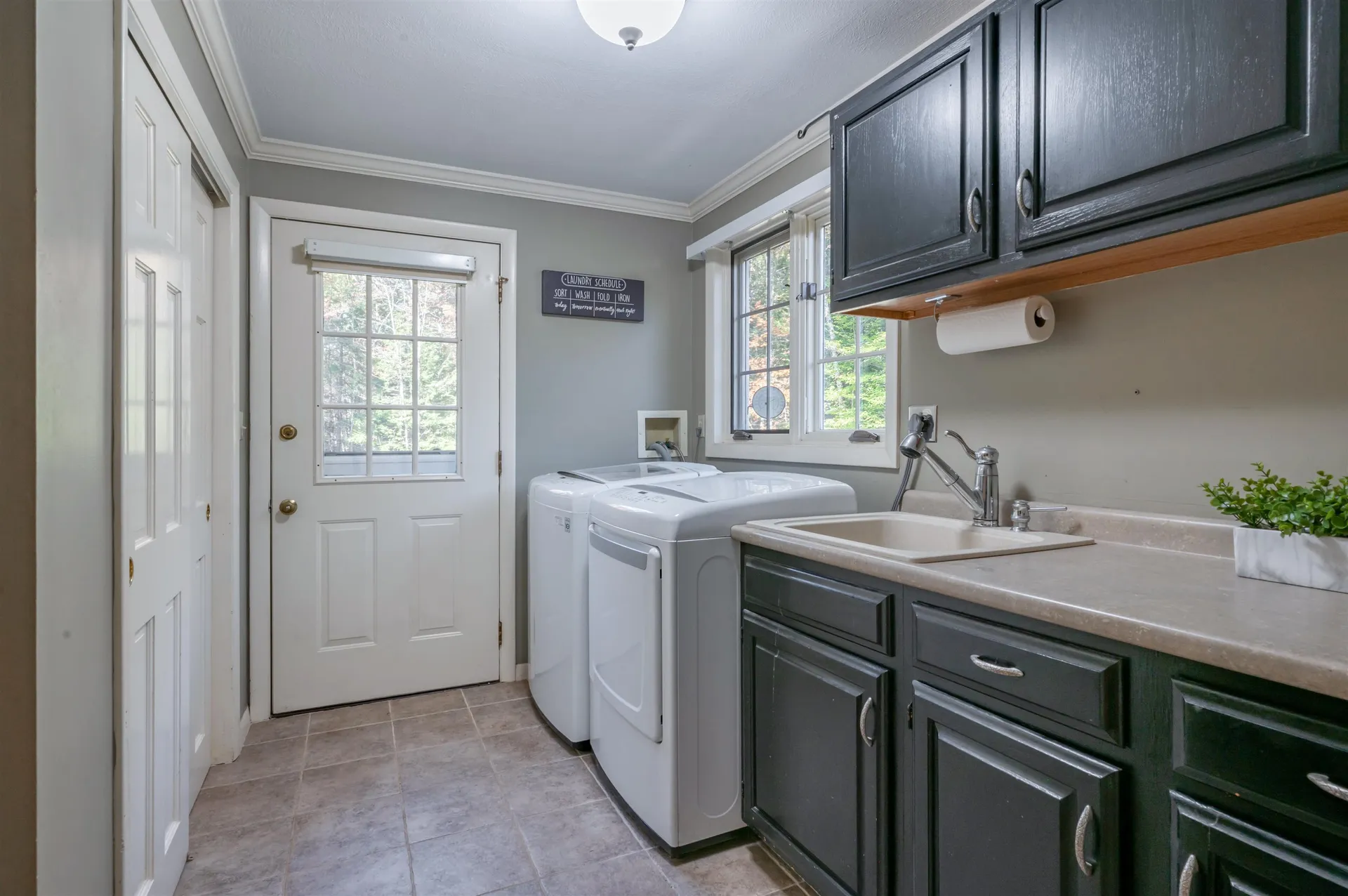 393 Chestnut Hill Road New Boston NH 03070