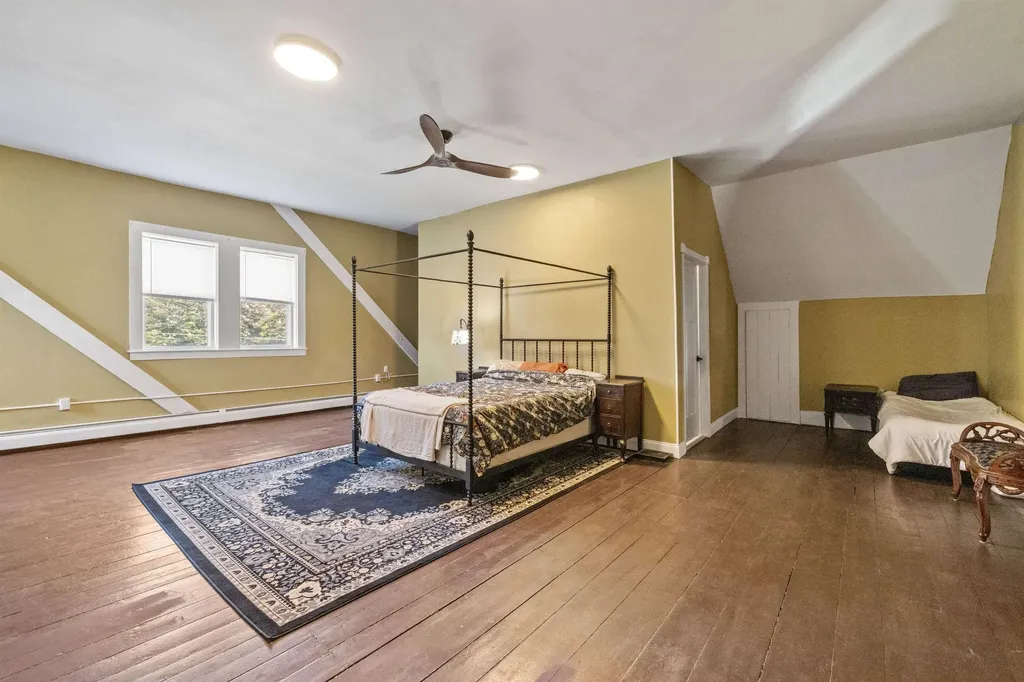 42 Maple Street Bethlehem NH 03574