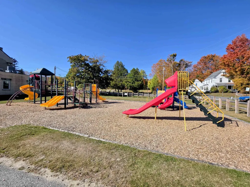 42 Maple Street Bethlehem NH 03574