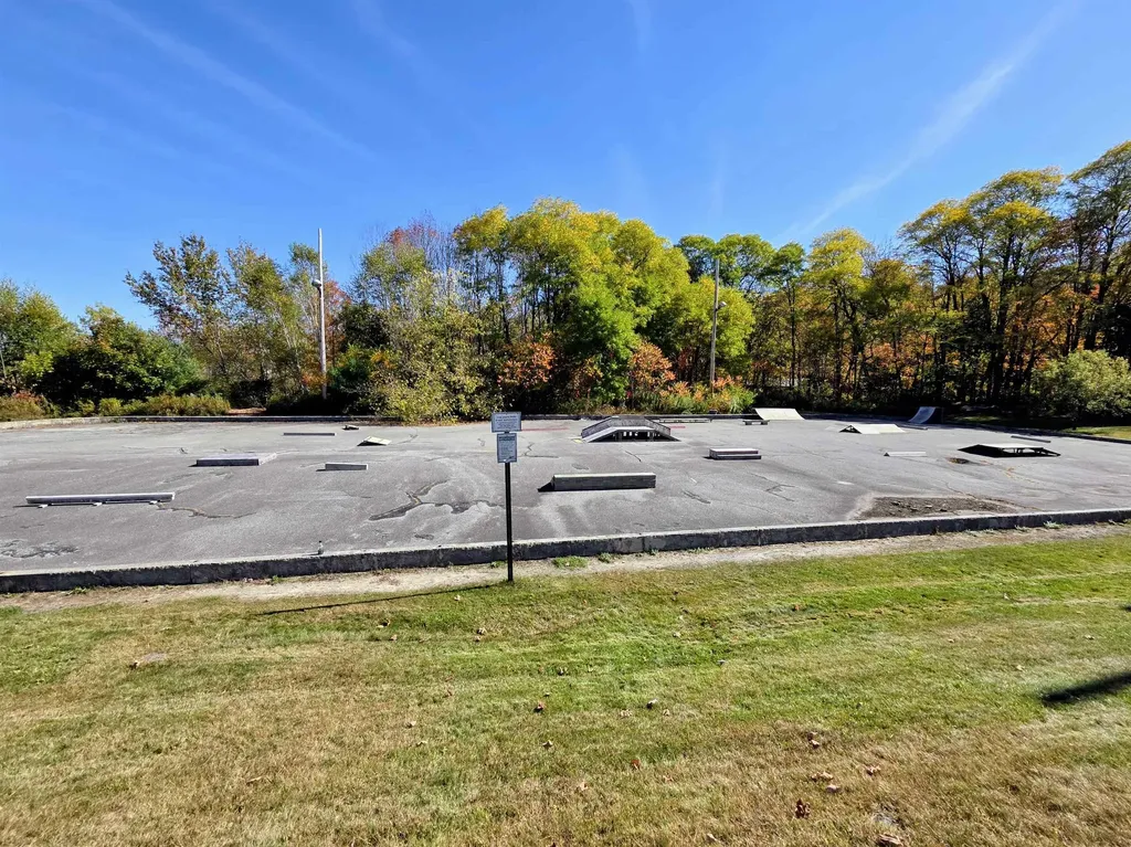 42 Maple Street Bethlehem NH 03574