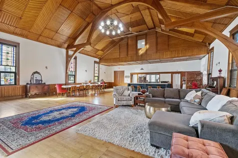 42 Maple Street Bethlehem NH 03574