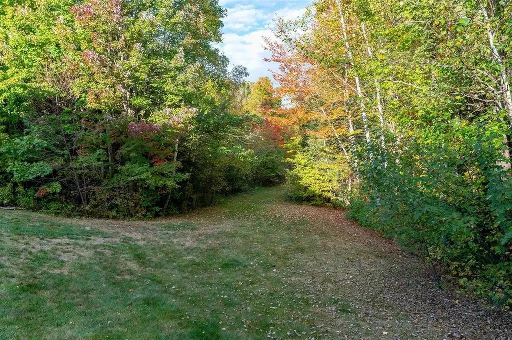 17 Purple Finch Road Conway NH 03860