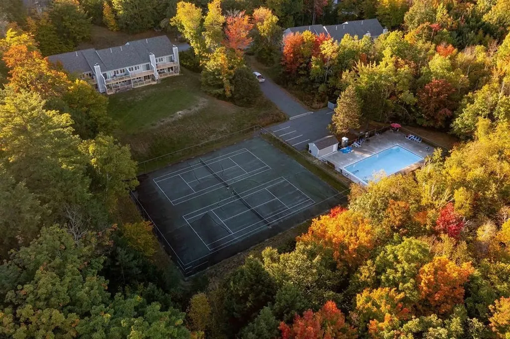 17 Purple Finch Road Conway NH 03860