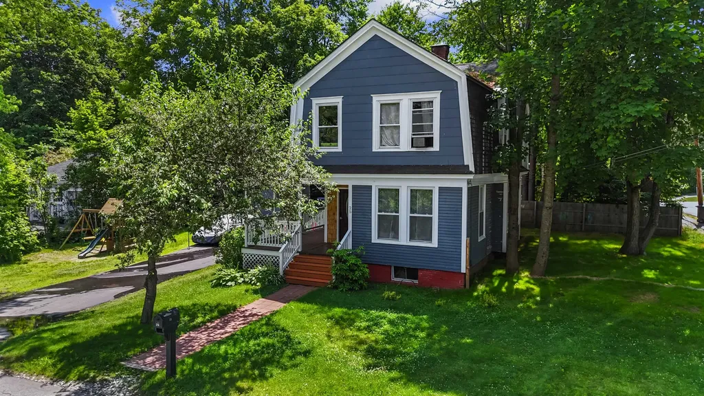 25 Wentworth Street Plymouth NH 03264