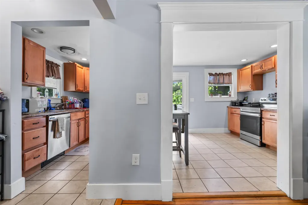 25 Wentworth Street Plymouth NH 03264