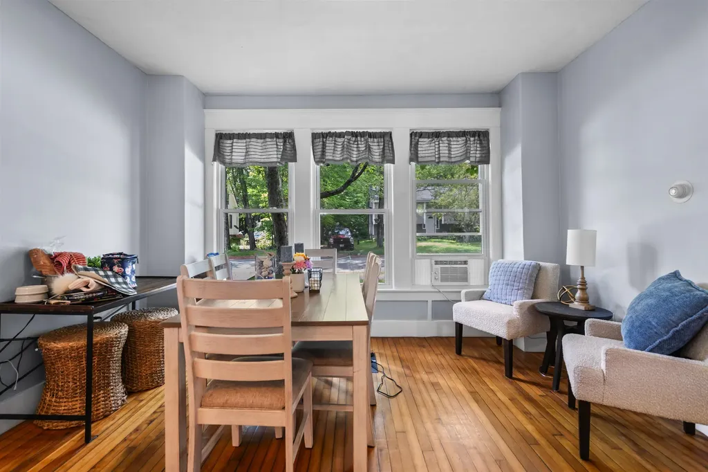 25 Wentworth Street Plymouth NH 03264