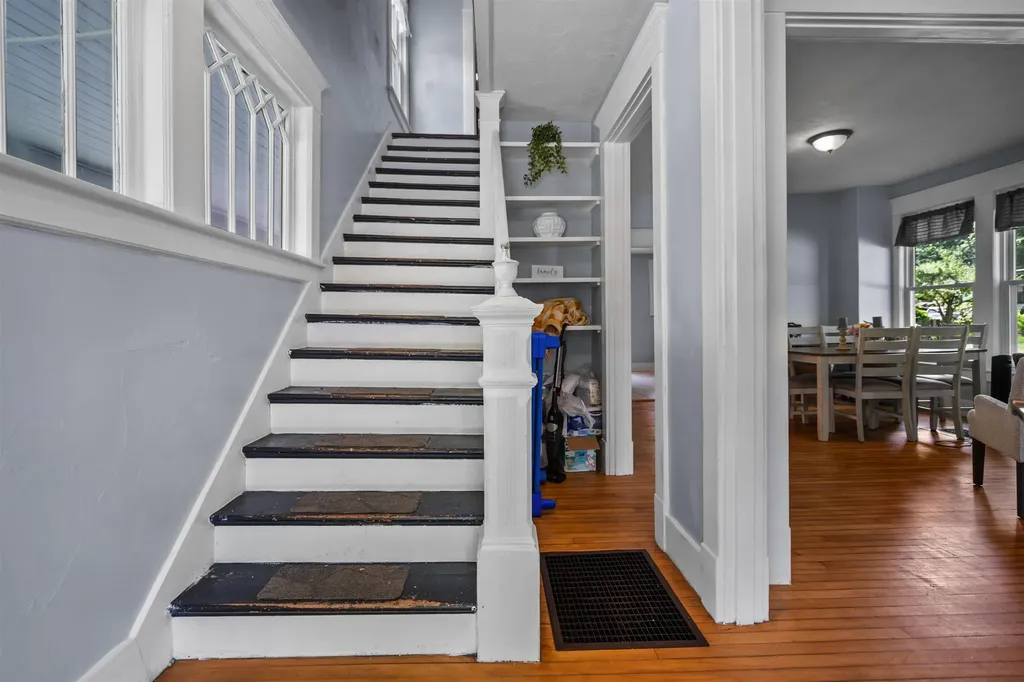 25 Wentworth Street Plymouth NH 03264