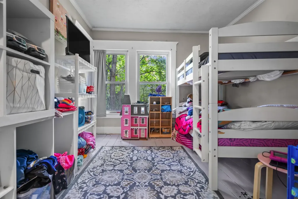 25 Wentworth Street Plymouth NH 03264