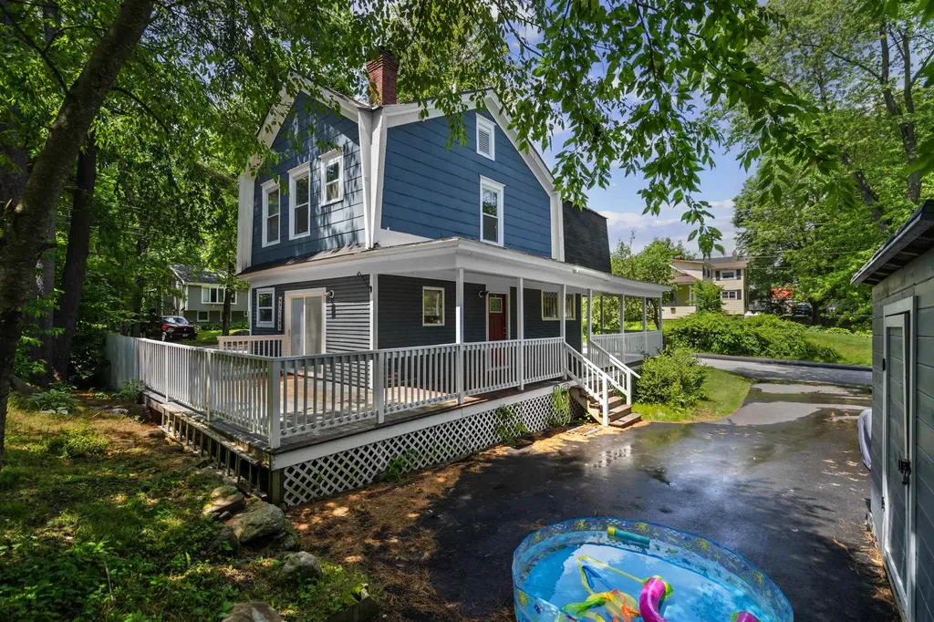 25 Wentworth Street Plymouth NH 03264